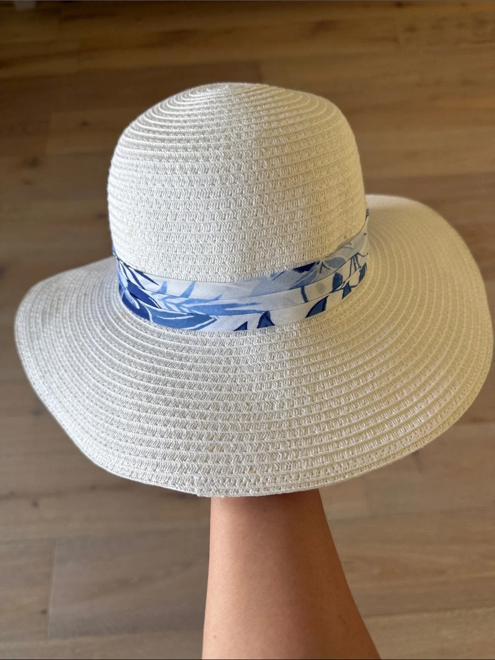 Janie and Jack Cream Straw Sun Hat with Blue Leaf Band